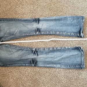 Amethyst Jean's size 7